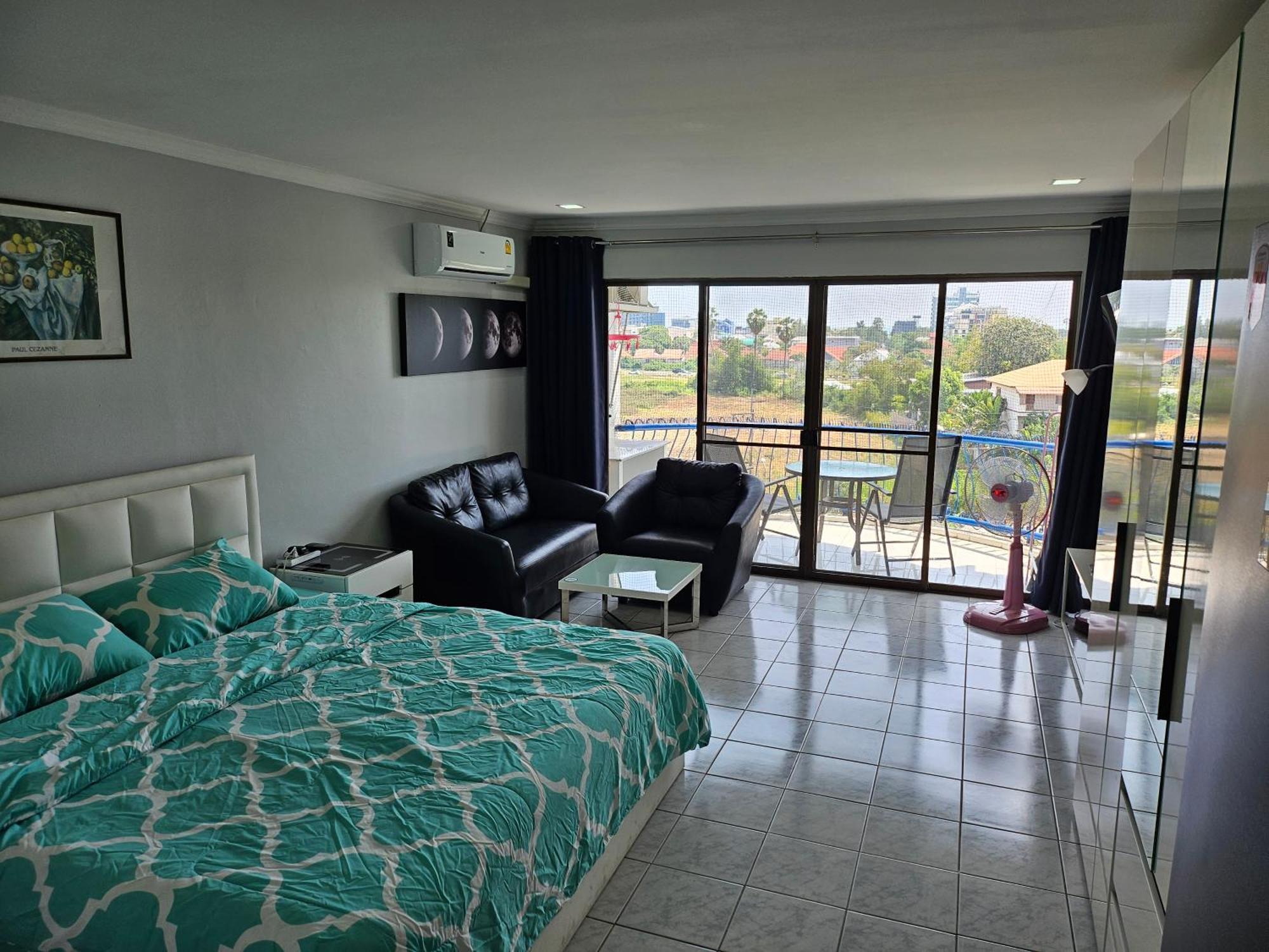 Villa Germania Jomtien Beach Exterior foto